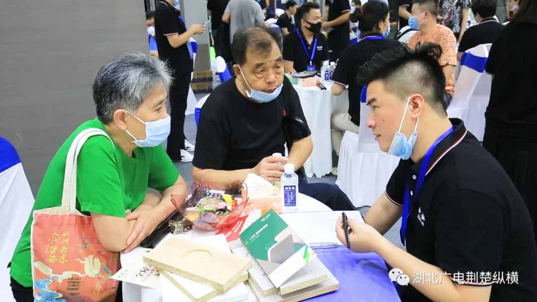 143354553.jpg jbh2.jpg